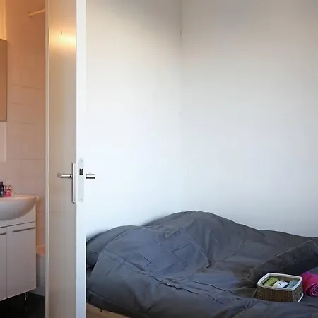 Cozy Studio Apartment *